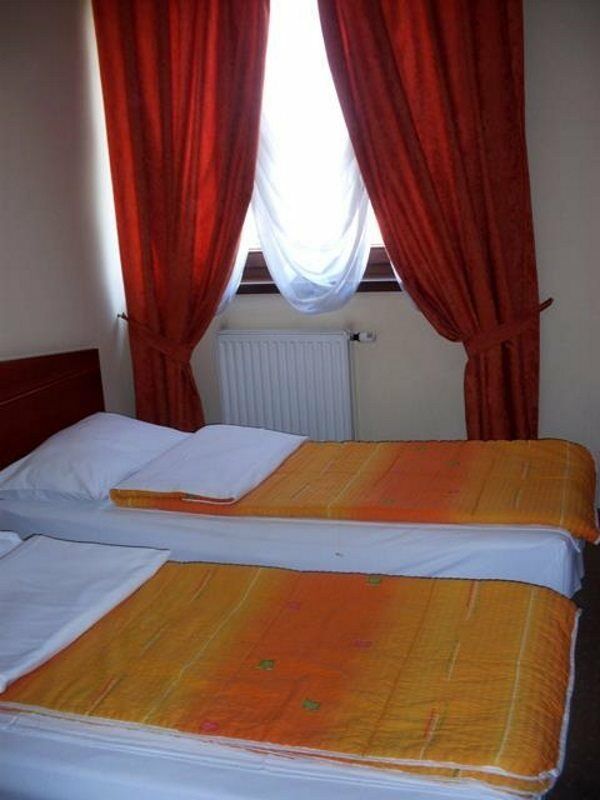 Hotel Bosna 1 Ilidža Extérieur photo